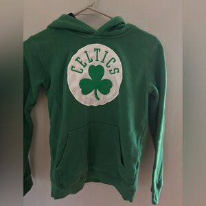 NBA Youth Celtics Pullover Hoodie Sweatshirt Medium